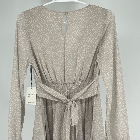 JAPANA NWT LEOPARD PRINT ANIMAL PRINT LONG SLEEVE NATURAL DRESS MEDIUM - Picture 8 of 10